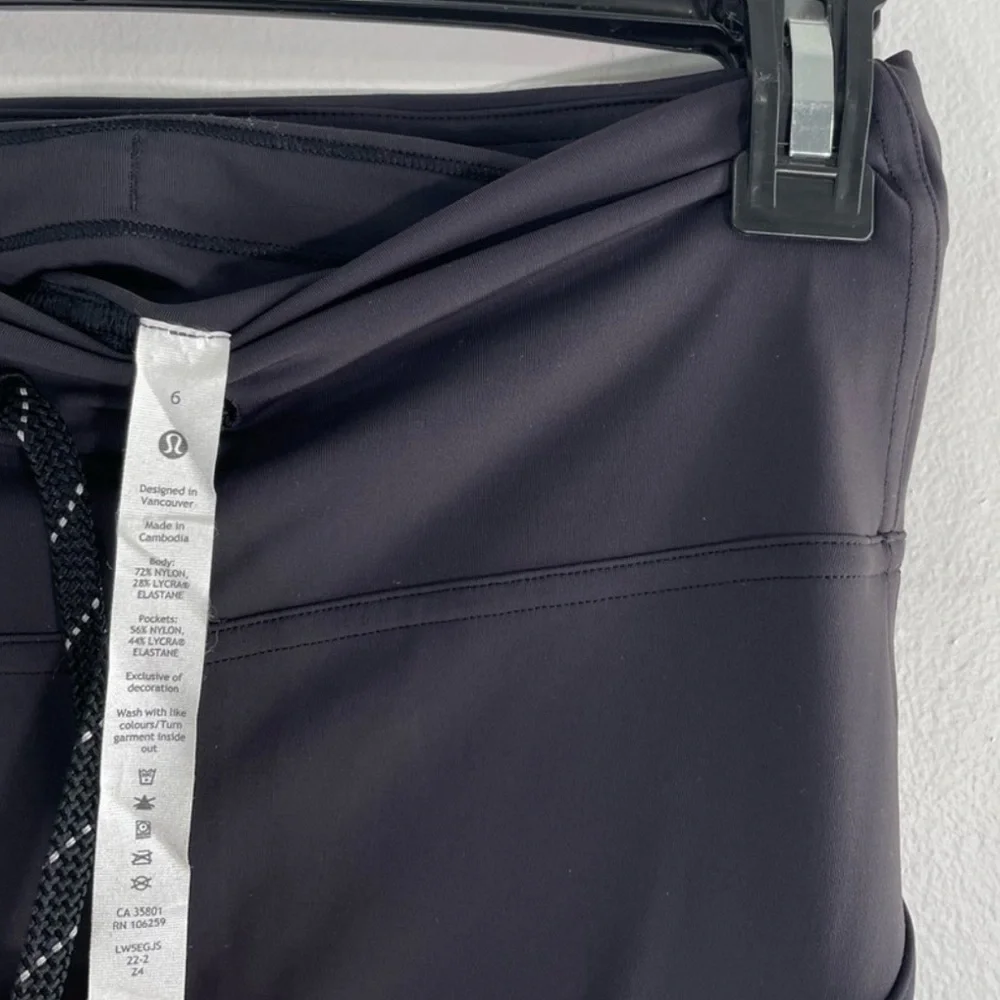Lululemon Black Cargo Super-High-Rise Hiking Tight 25" Leggings Size 6 - Picture 9 of 12